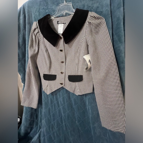 Women's NWT Long Sleeve Button Down Blazer With Felt Crushed Brown Velvet Collar - Picture 3 of 6